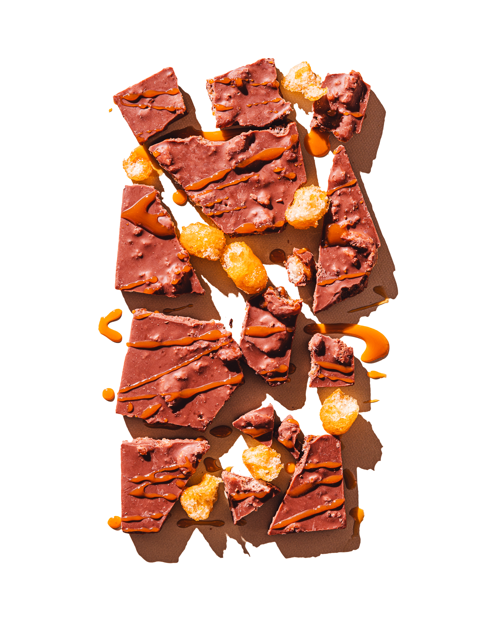 Compartes best chocolate gift, milk chocolate caramel crunch bar with caramel drizzle, sea salt