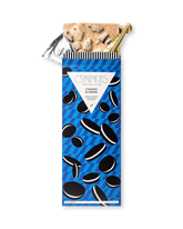 Compartes best cookies and cream chocolate gift bar, deep blue sandwich cookie wrapper, white chocolate