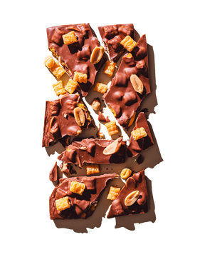 Compartes best cowboy crunch chocolate bar gift, milk chocolate with cereal and peanuts, caramel