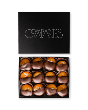 Compartes gourmet dark chocolate covered apricots gift box, apricot halves dipped in dark chocolate